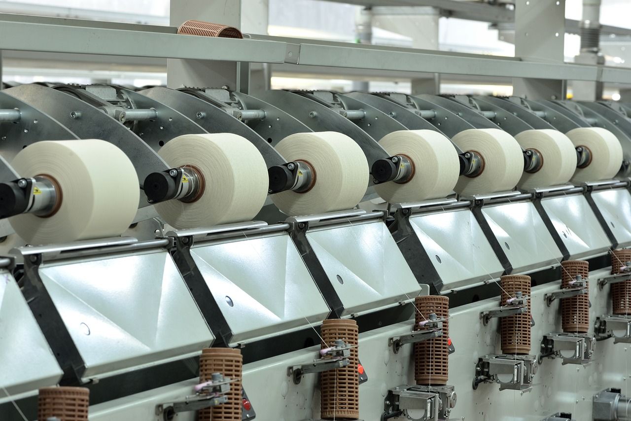 découvrez l'univers de l'industrie textile : des innovations soutenables aux tendances actuelles, plongez dans un secteur en pleine mutation qui façonne notre quotidien. explorez les techniques de production, les matériaux écologiques et les grands acteurs de ce marché dynamique.