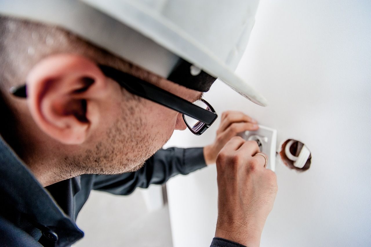 découvrez l'électricité verte, une source d'énergie renouvelable et écologique qui contribue à la protection de notre planète. apprenez comment elle fonctionne, ses avantages et comment l'adopter dans votre quotidien pour un avenir plus durable.